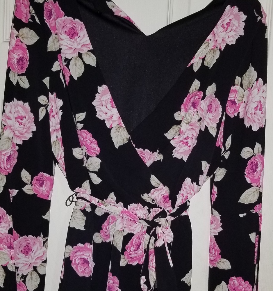 Beautiful Romper - Picture 4 of 4